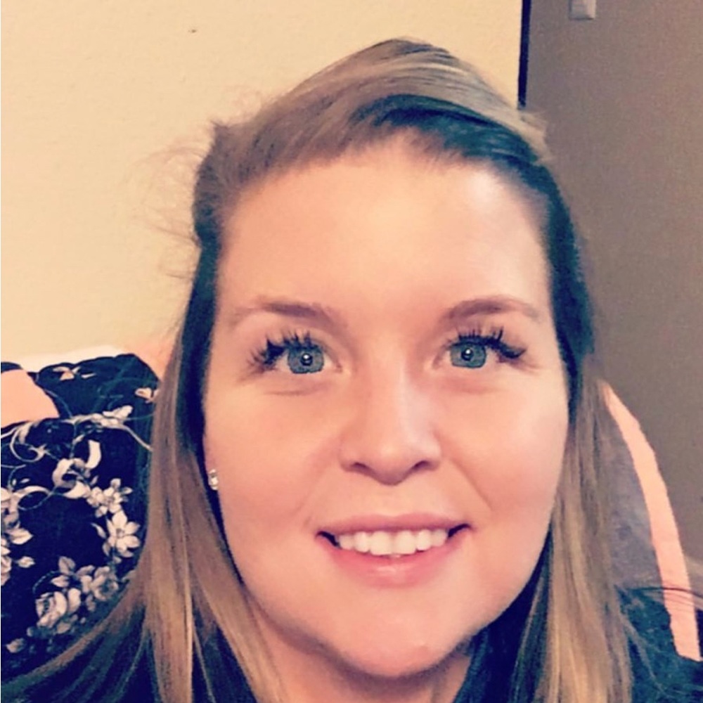 Meet your Posher, Kendra